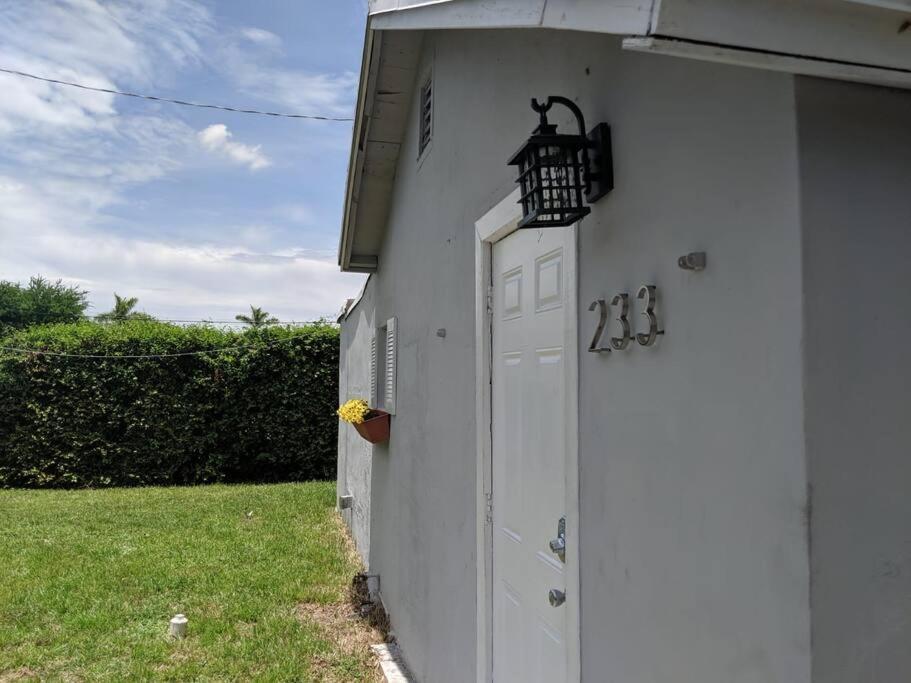 3 Bedroom Miami Home 15 Minutes To The Beach Dış mekan fotoğraf